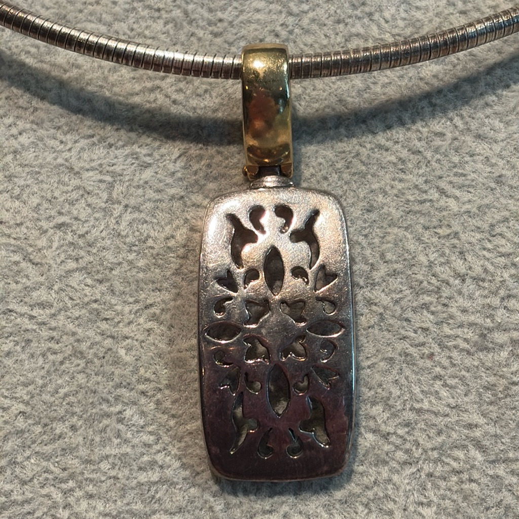 Premier Designs Omega Slide Cutout Rectangular Pendant Necklace 12$